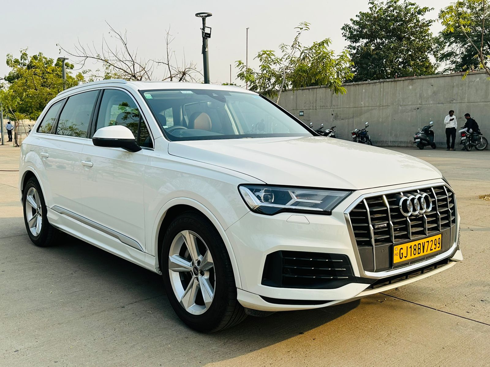 Corporate car rental Vadodara Baroda Gujarat